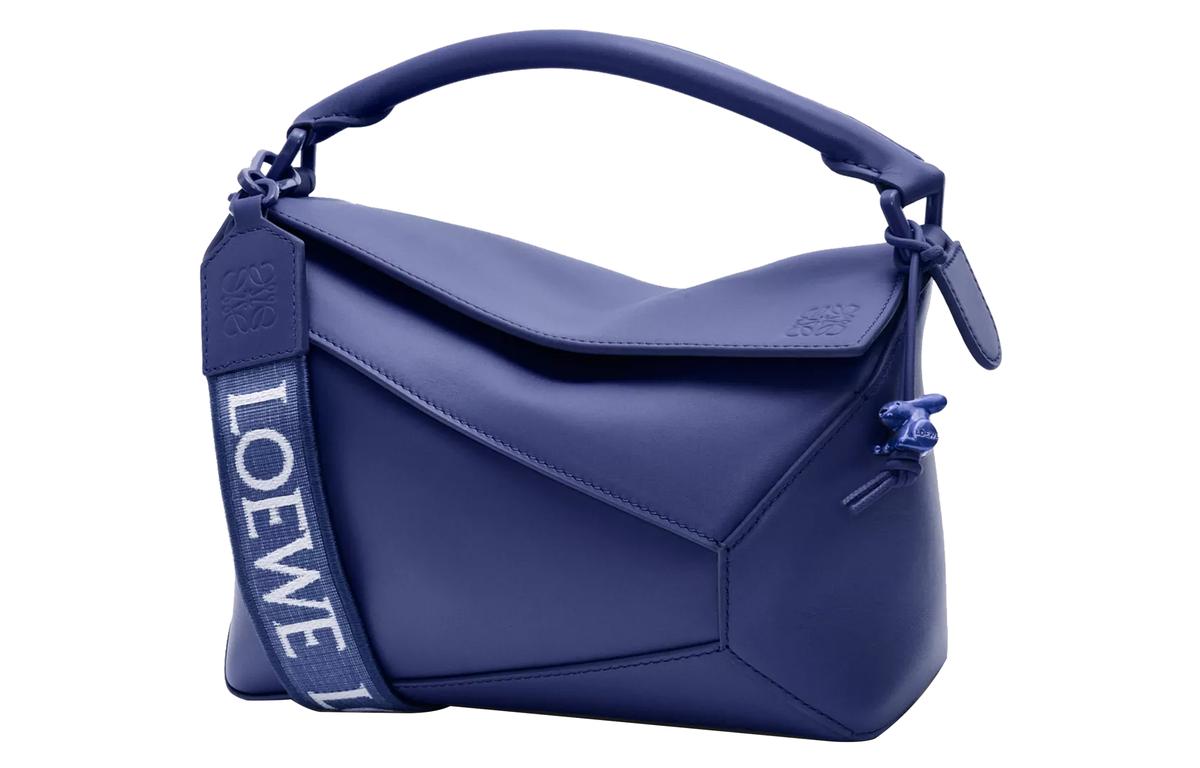 Loewe Puzzlo edge monochrome in satin leather calfskin